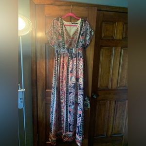 Maxi Dress size medium EUC